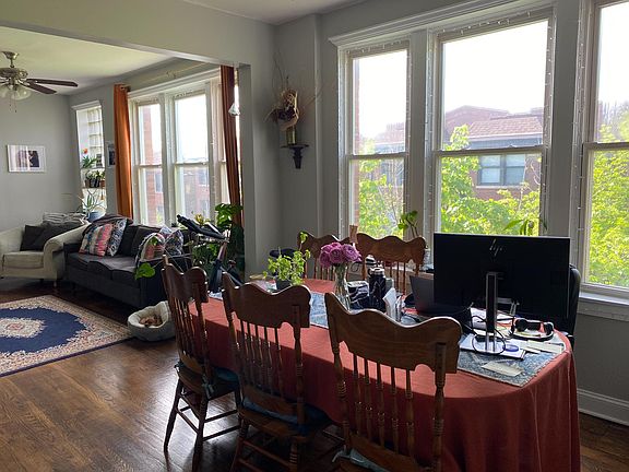 4th image of 2347 W Wilson Ave APT 3
