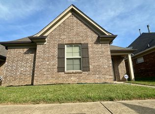 5674 Sycamore Woods Dr, Memphis, TN 38134
