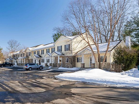 2nd image of 1443 Newport St #10