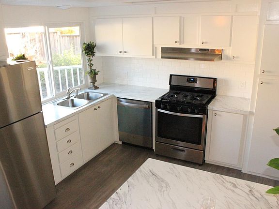 2nd image of 226 Mountain Springs Dr #226