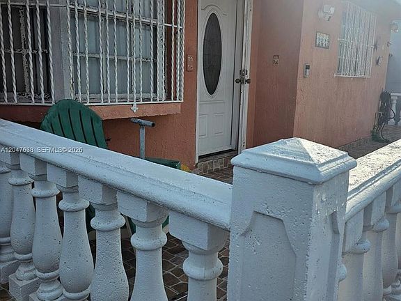 3rd image of 8805 NW 113th St