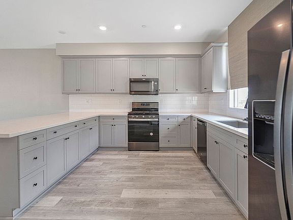 2nd image of 14059 Zirconia Ln #4