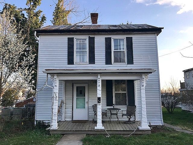 1st image of 323 W Water St