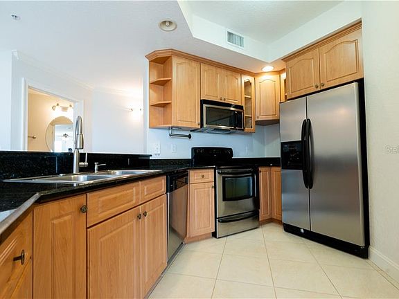5th image of 750 4th Ave S Unit 603