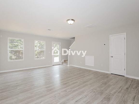 2nd image of 2108 Belmont Cir
