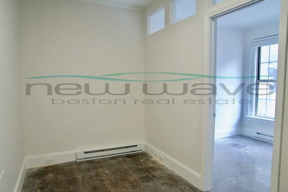 2 bed, 680 sqft, $4,200 — Photo 3