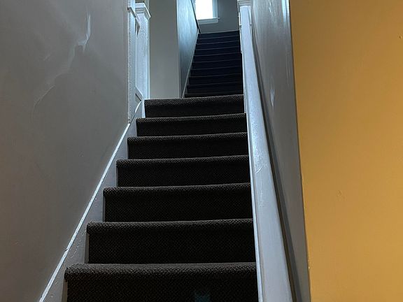 4th image of 1007 Clay Ave