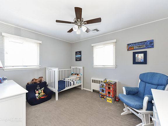 5th image of 66 Crescent Dr