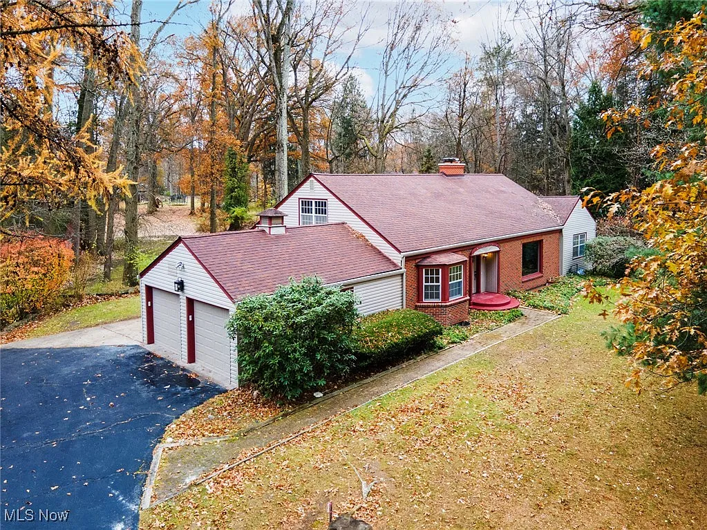 5025 Lockwood Blvd photo 1