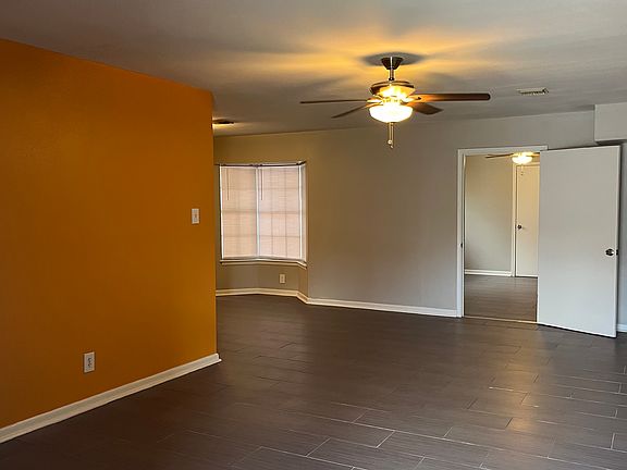 2nd image of 125 Brettonwood Dr #125