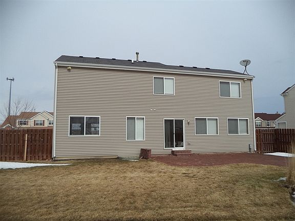 5th image of 3805 Sarah Dr