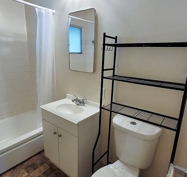 g10002 — Photo 10