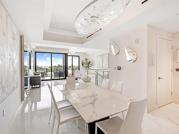 4th image of 3030 N Ocean Blvd #S204