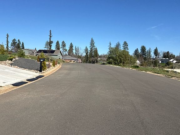 4th image of 620 Circlewood Dr