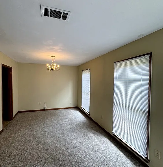 3356 Audubon Rd — Photo 2