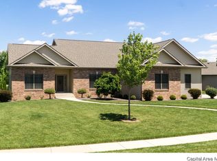 6608 Phlox Dr, Springfield, IL 62712