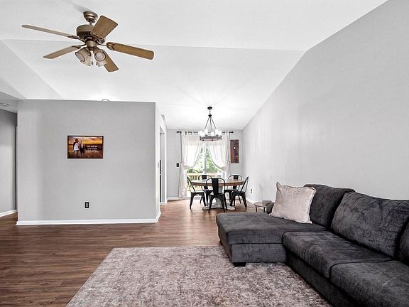 5th image of 11124 268th AVENUE