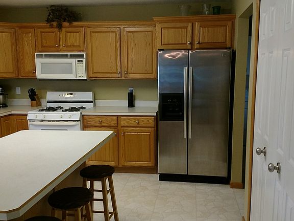 2nd image of 3315 Teresa Ct