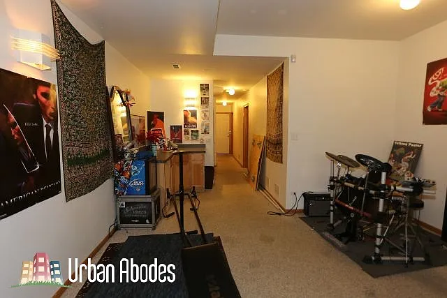 1033 N Mozart St #1 — Photo 10