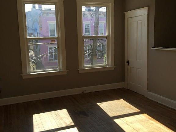 2nd image of 2383 Wheeler St APT 2