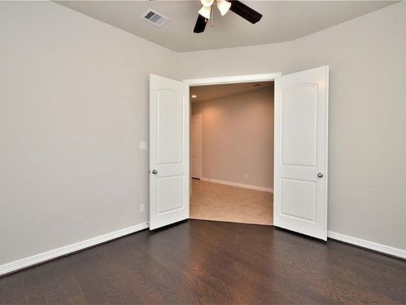 5th image of 4315 Berry Bend Ln