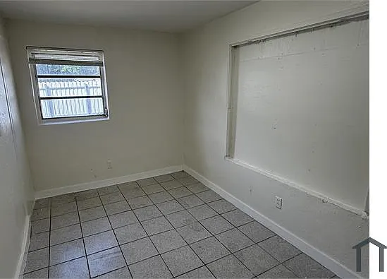 4201 NW 23rd Ave #REAR — Photo 7