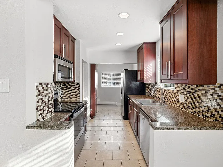 4310 S Sherman St — Photo 10