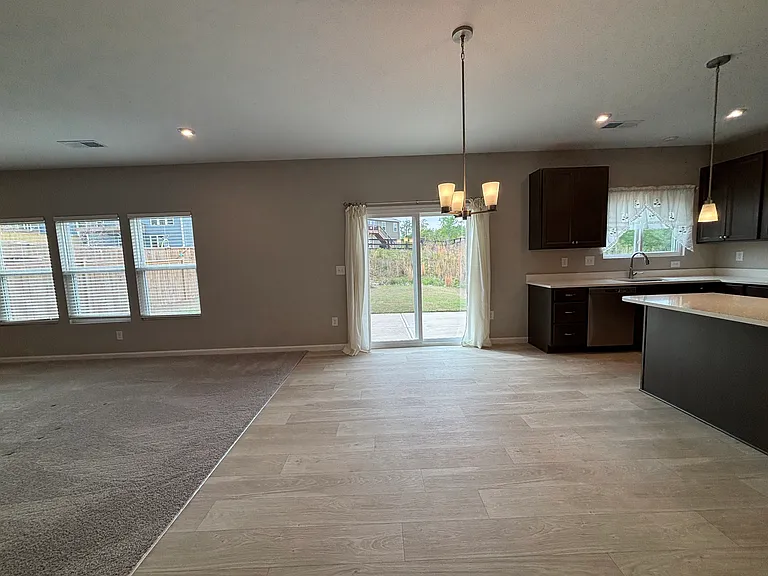 344 Traminer Way — Photo 4