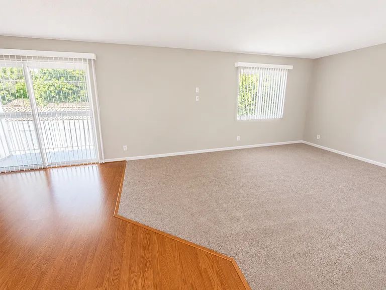 Durfee Terrace — Photo 4