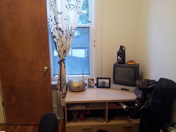 2nd image of 1733 W Newport Ave #2RR