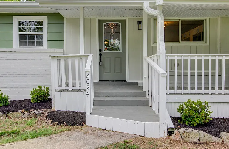 2024 Lintwood Dr — Photo 4