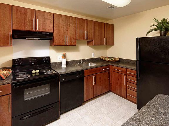 3rd image of 1149 Donington Cir #1065D-F