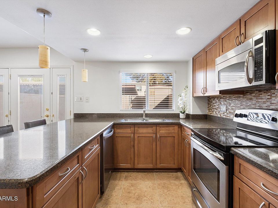 1st image of 4316 N PARKWAY Avenue