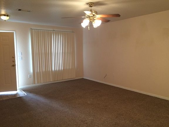3rd image of 331 Janelle Dr APT A