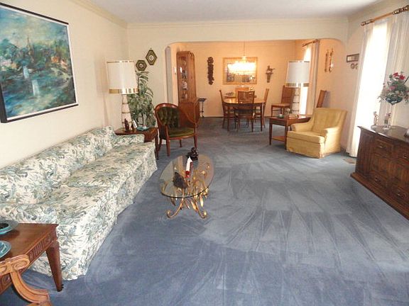 3rd image of 2003 Sandstone Dr