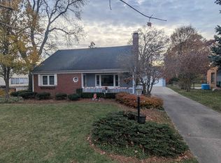 724 Roland Ave, Rockford, IL 61107