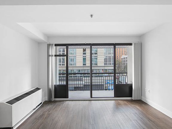 3rd image of 354 E 91st St APT 503