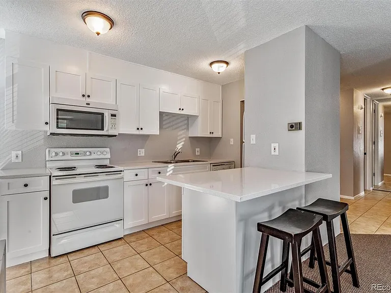 2500 S York St #217 — Photo 1