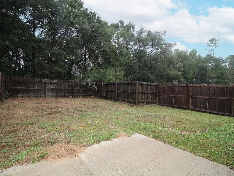 6845 Roundup Ln — Photo 15