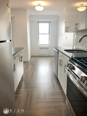 Rented by Kian Realty | media 6