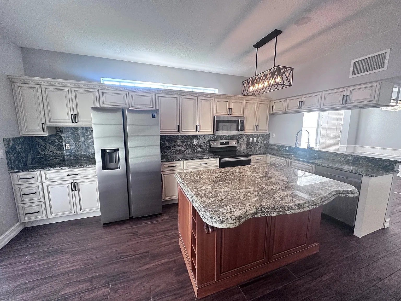 2656 Sabal Springs Dr — Photo 2