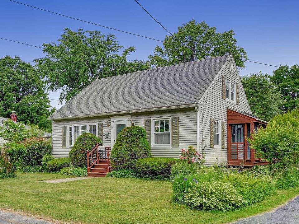 67 Wood Ave, Pittsfield, MA 01201 Zillow