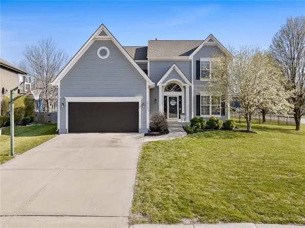 18191 W 164th St, Olathe, KS 66062