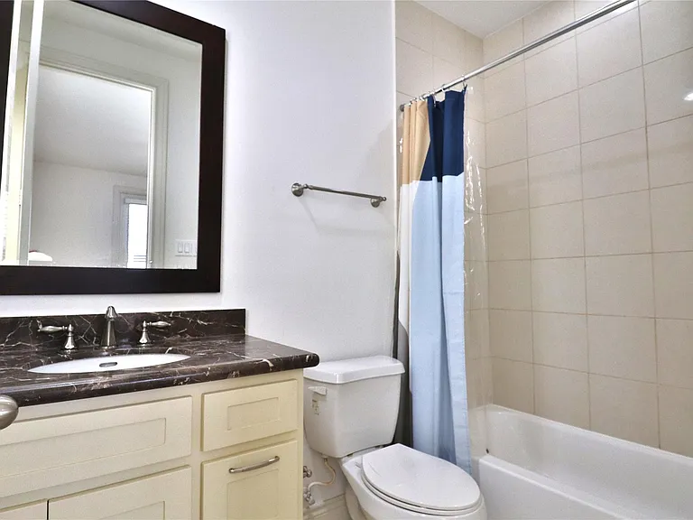 3257 Maxroy St — Photo 35