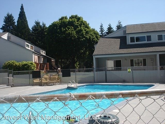 1st image of 307 NE 85th St Unit 7-L