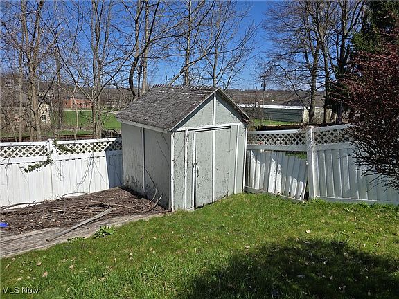 5th image of 1329 Barcelona Dr