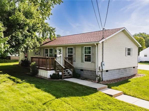 4304 Stella St, Parkersburg, WV 26104