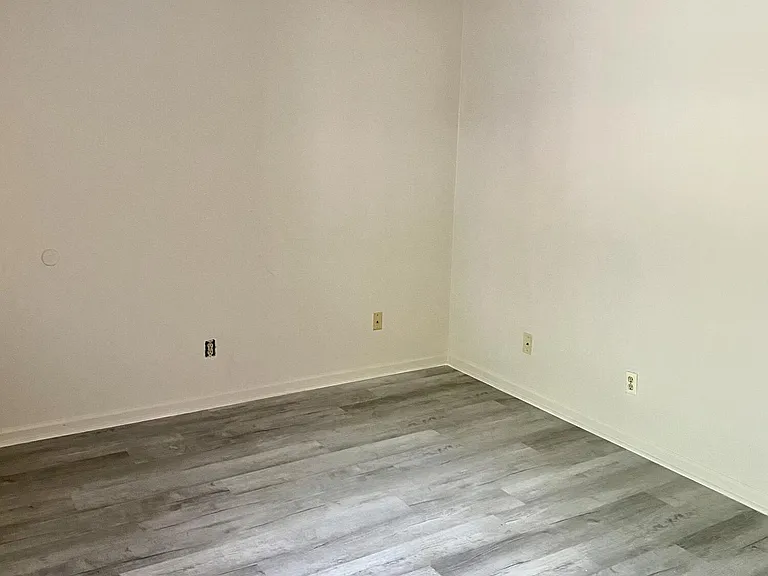 1008 Peed Dr #11 — Photo 6