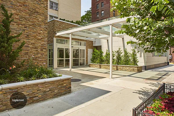 Rented by Triplemint | media 17