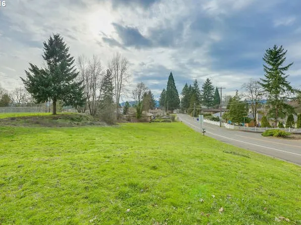 6460 Glen Echo Ave, Gladstone, OR 97027